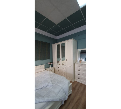 Четырехстворчатый шкаф для одежды Лирона MUR-103-04 st с зеркалом Четырехстворчатый шкаф для одежды Лирона MUR-103-04 st с зеркалом